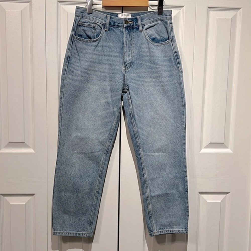 Twelve Lightwash High Rise‎ Ankle Length Jeans Size 29